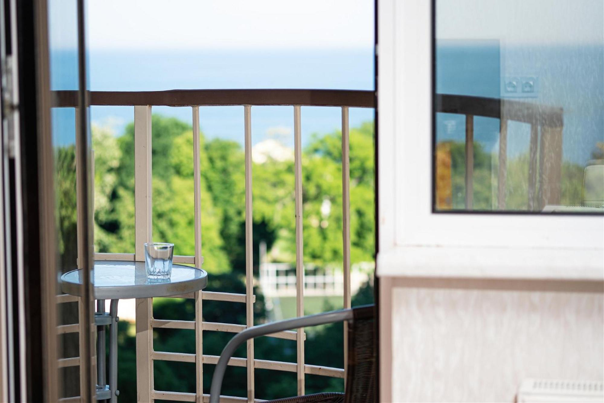 Barkar Arcadia Apartments Odesa Room photo